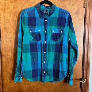 American Eagle Favorite Fit Flannel Button Down